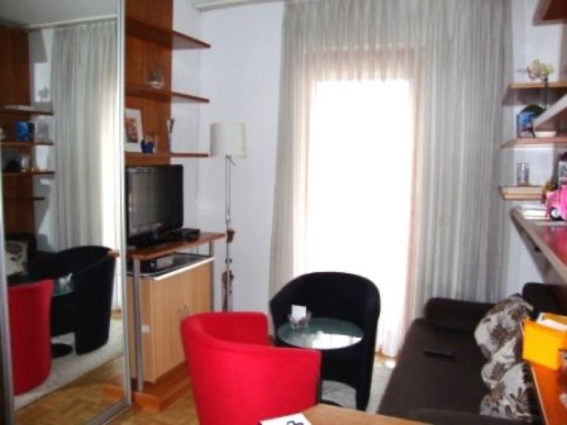 2-Zimmer-Wohnung mit Balkon, Hasendorferstraße 1 Top 8 – Bild 1