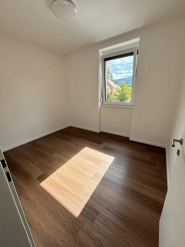 2-Zimmer-Wohnung mit Balkon, Hauptplatz 27 Top 11 – Bild 3
