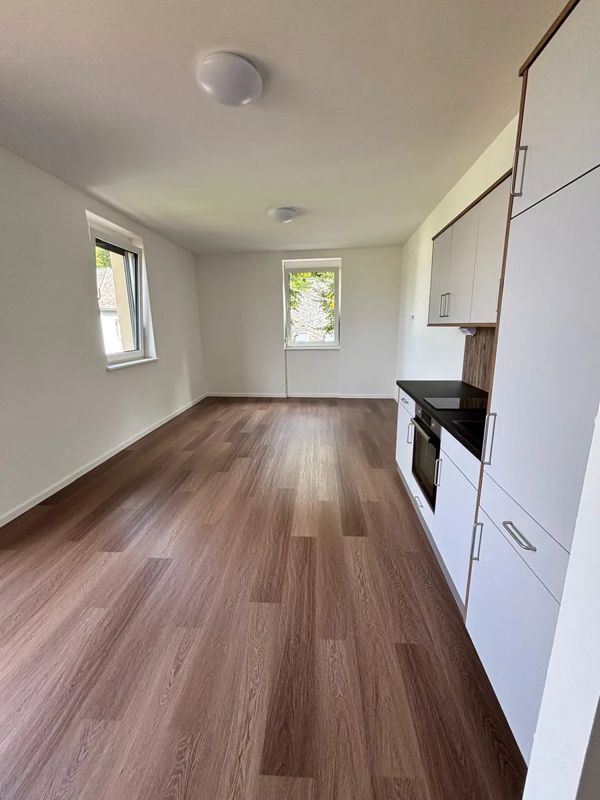 2-Zimmer-Wohnung mit Balkon, Hauptplatz 27 Top 6 – Bild 1