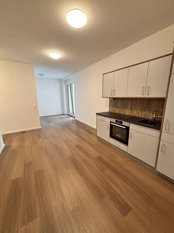 3-Zimmer-Wohnung mit großem Balkon, Hauptplatz 27 Top 9 – Bild 1